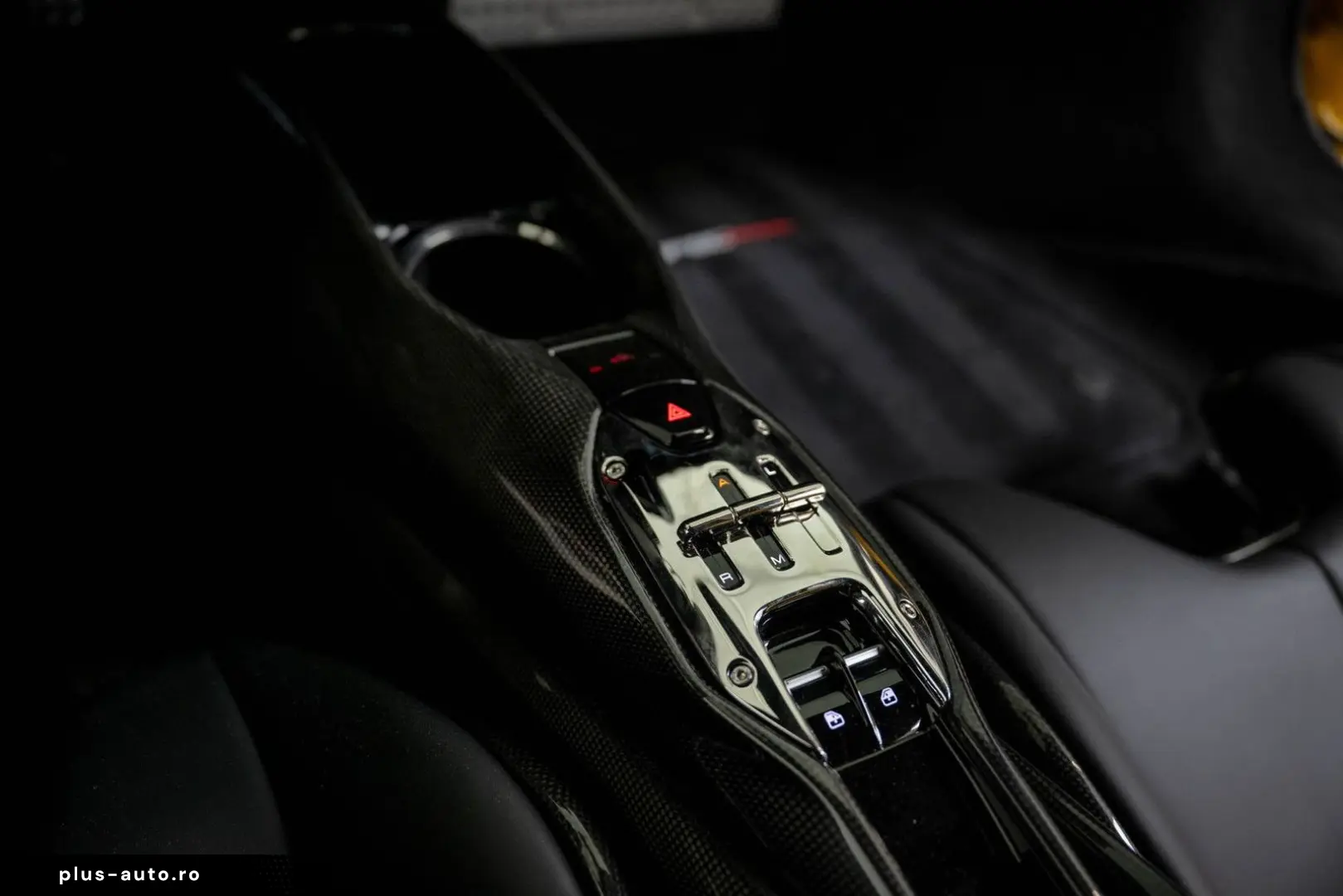 FERRARI SF90 Stradale 4.0 V8 Assetto Fiorano  Racing Sea