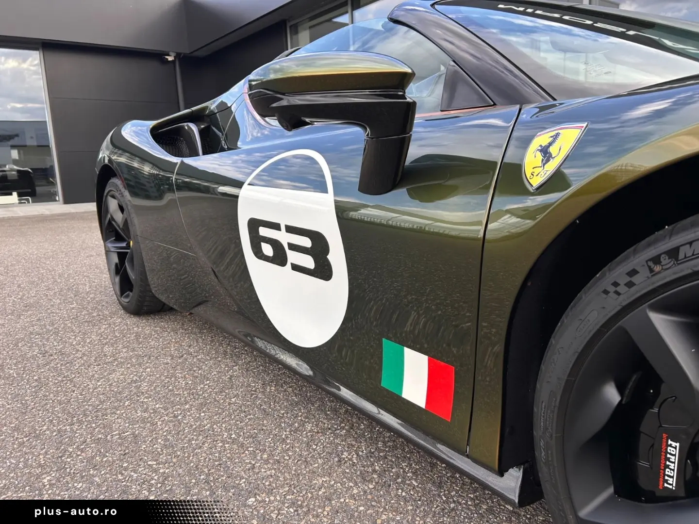 FERRARI SF90 Spider Tailor Made Cavalcade Edition