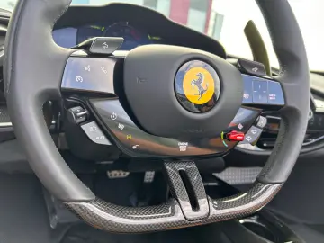 FERRARI SF90 Spider Tailor Made Cavalcade Edition