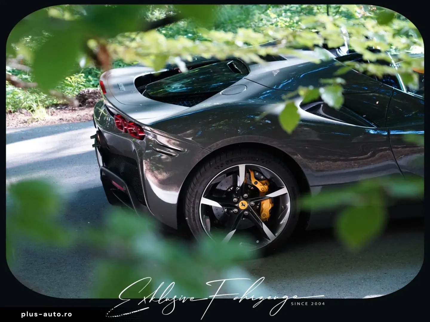 FERRARI SF90 Spider Grigio Scuro Historical