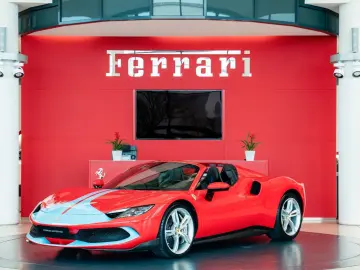 FERRARI 296 GTS Fiorano Paket Karbon Apple CarPlay