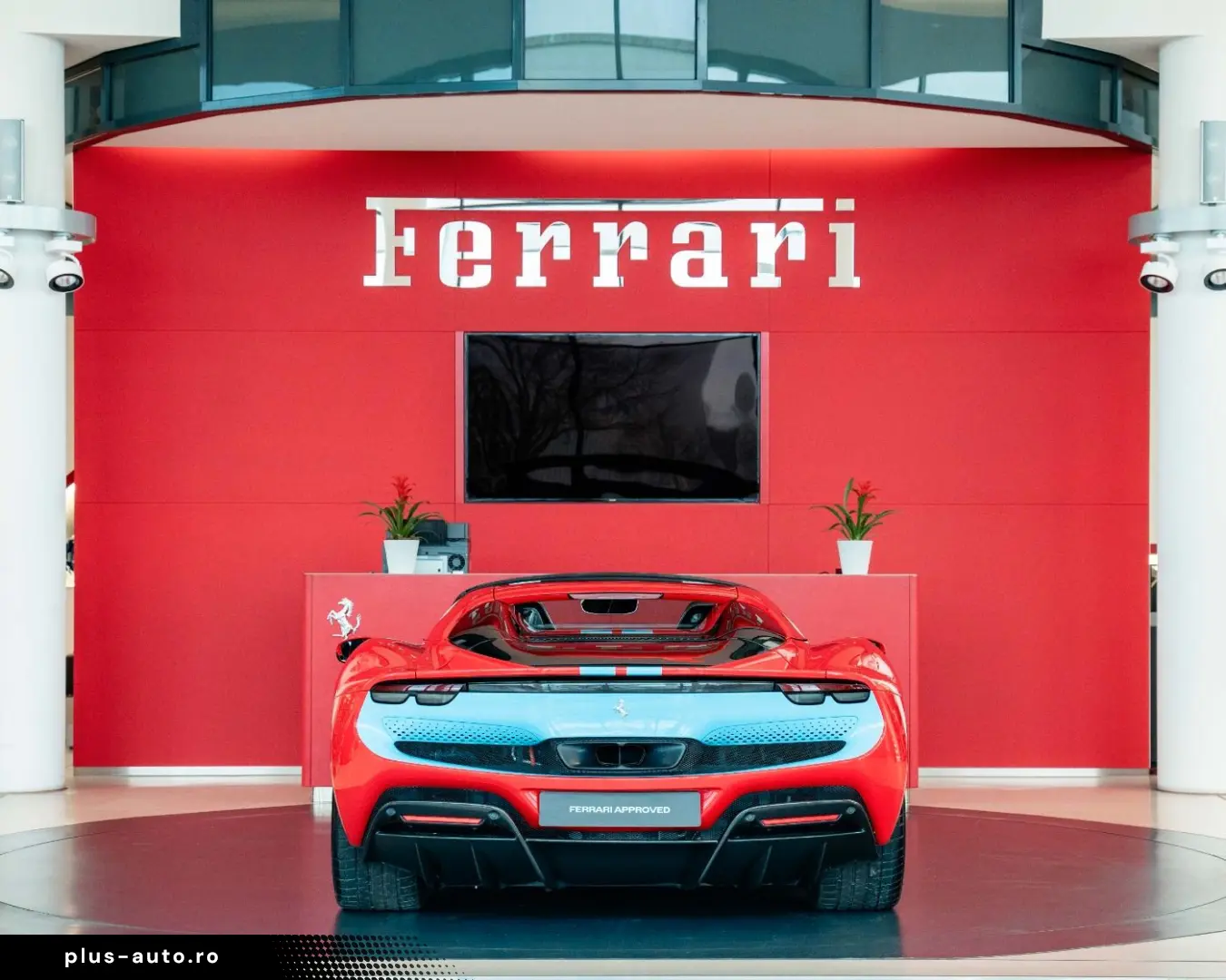 FERRARI 296 GTS Fiorano Paket Karbon Apple CarPlay