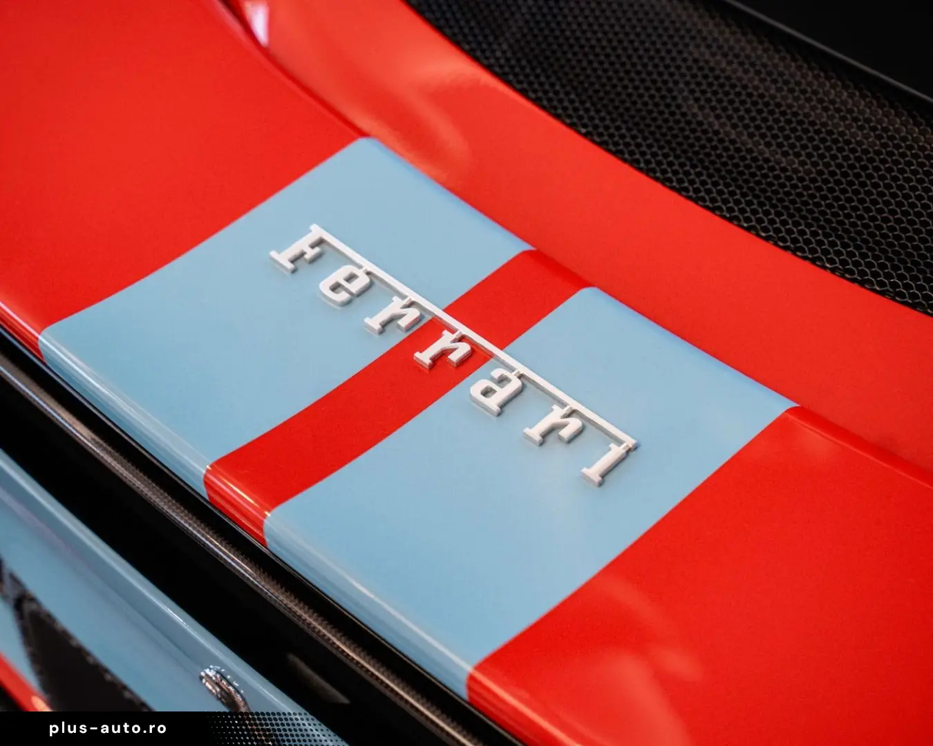 FERRARI 296 GTS Fiorano Paket Karbon Apple CarPlay