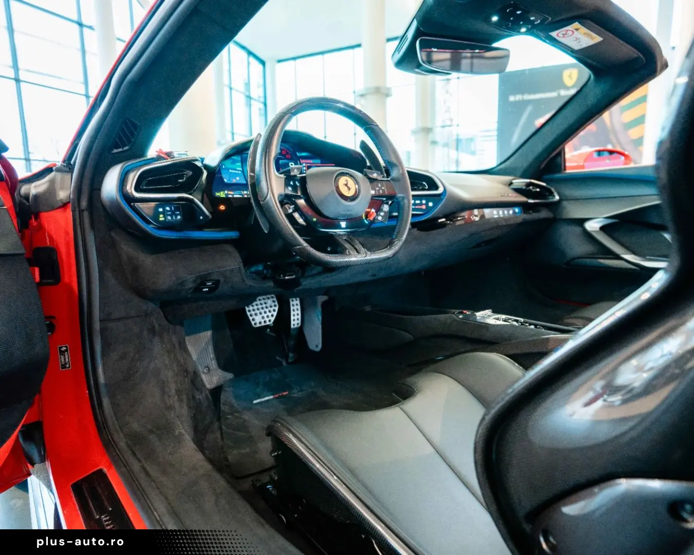FERRARI 296 GTS Fiorano Paket Karbon Apple CarPlay