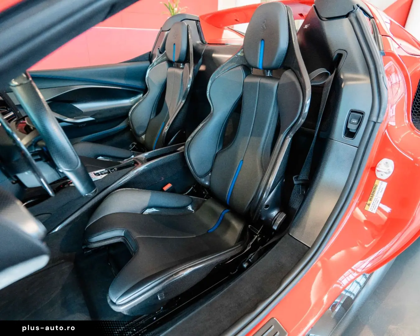 FERRARI 296 GTS Fiorano Paket Karbon Apple CarPlay
