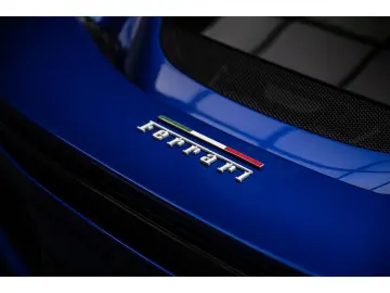 FERRARI 296 gts 3.0 V6 830 GTS