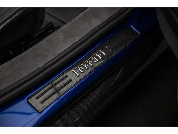 FERRARI 296 gts 3.0 V6 830 GTS