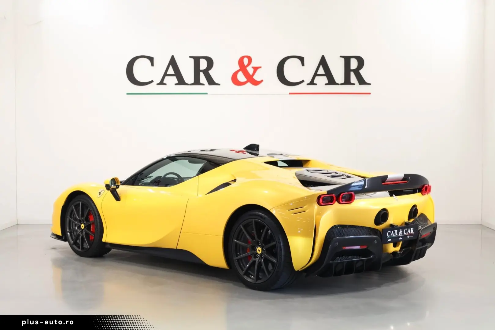 FERRARI SF90 Stradale Assetto Fiorano