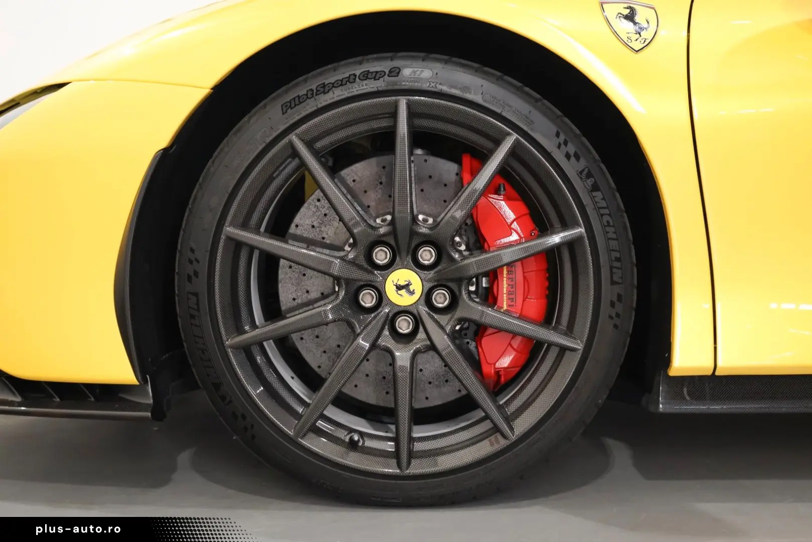 FERRARI SF90 Stradale Assetto Fiorano