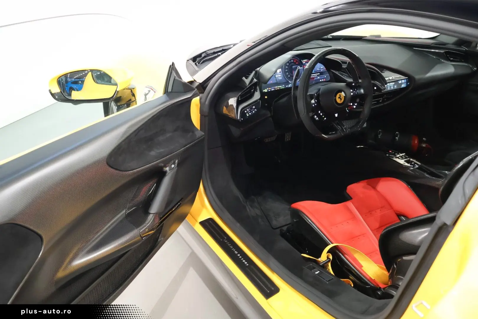 FERRARI SF90 Stradale Assetto Fiorano