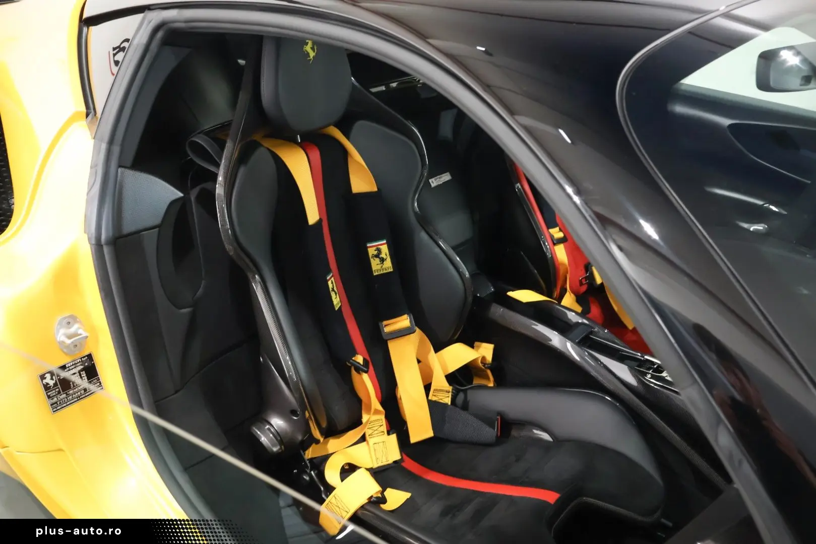 FERRARI SF90 Stradale Assetto Fiorano