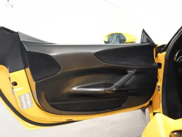 FERRARI SF90 Stradale Assetto Fiorano