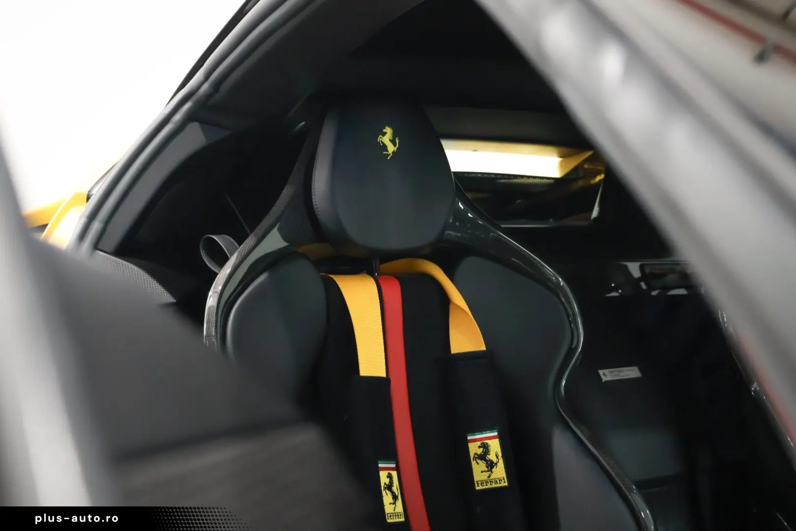 FERRARI SF90 Stradale Assetto Fiorano