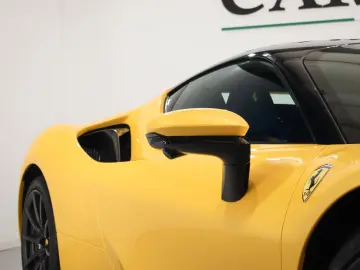 FERRARI SF90 Stradale Assetto Fiorano