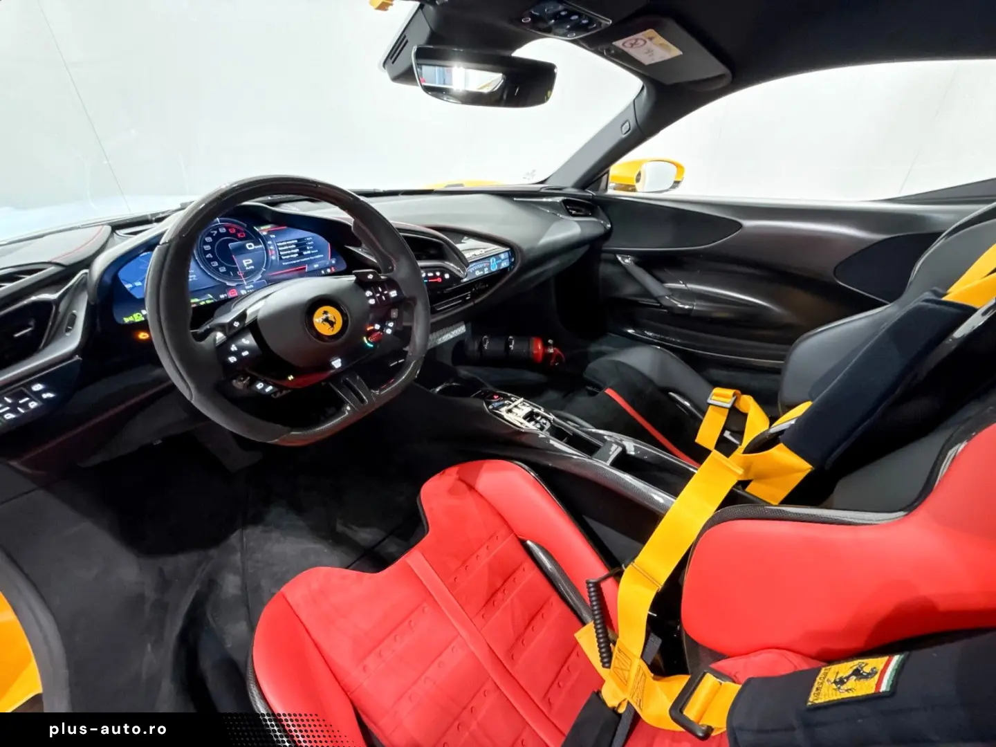 FERRARI SF90 Stradale Assetto Fiorano