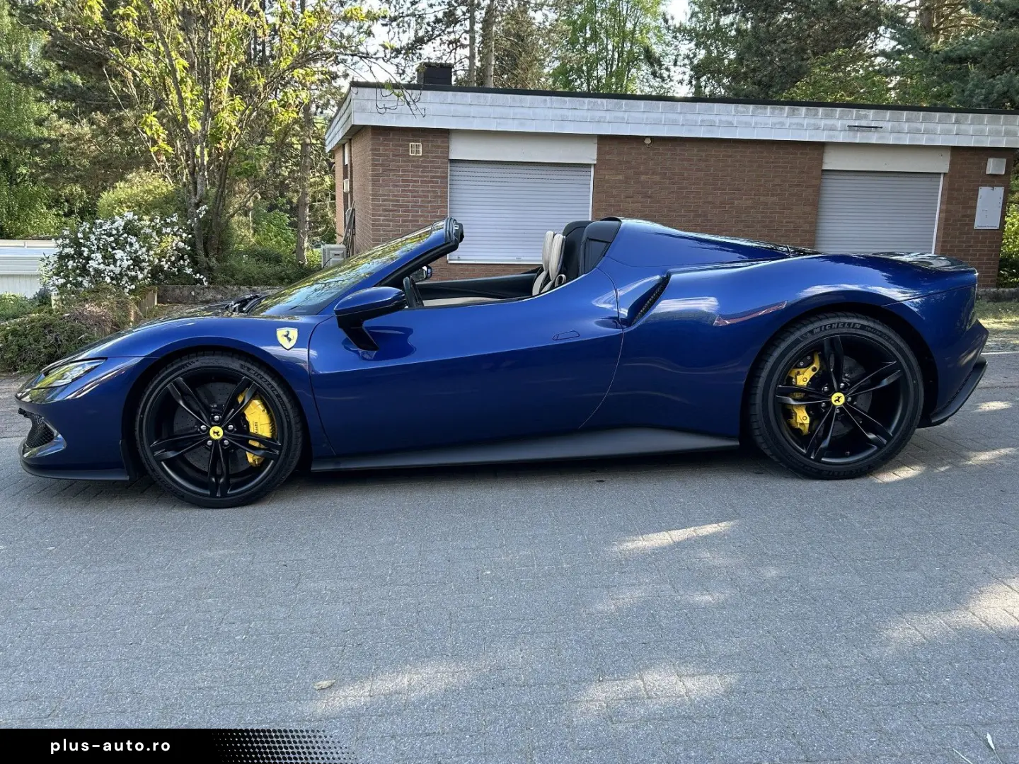 FERRARI 296 GTS Racing-Seats Dayton Lift LED 1.Hd.