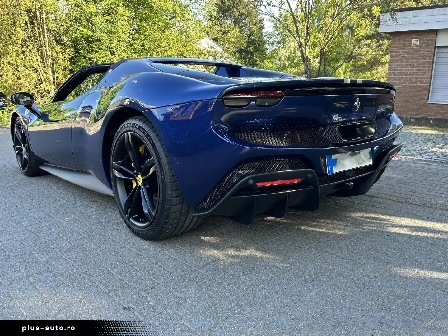 FERRARI 296 GTS Racing-Seats Dayton Lift LED 1.Hd.