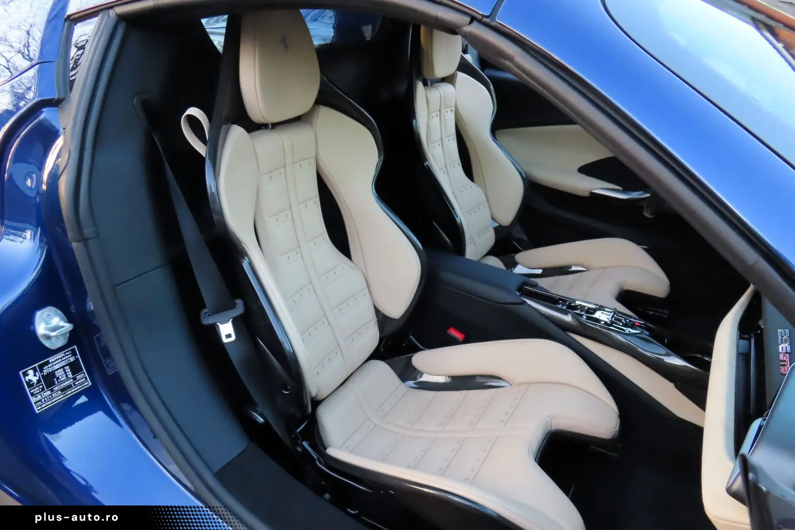 FERRARI 296 GTS Racing-Seats Dayton Lift LED 1.Hd.