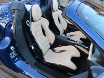 FERRARI 296 GTS Racing-Seats Dayton Lift LED 1.Hd.
