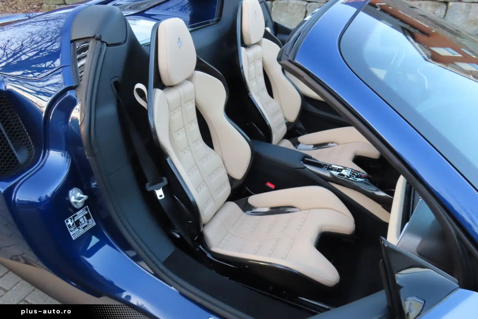 FERRARI 296 GTS Racing-Seats Dayton Lift LED 1.Hd.