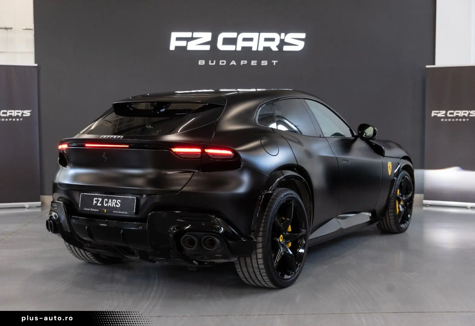 FERRARI Purosangue V12 DCT AWD