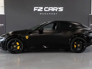 FERRARI Purosangue V12 DCT AWD