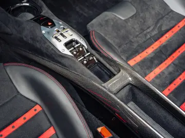 FERRARI SF90 Spider ASSETTO FIORANO  360  CARBON  JBL