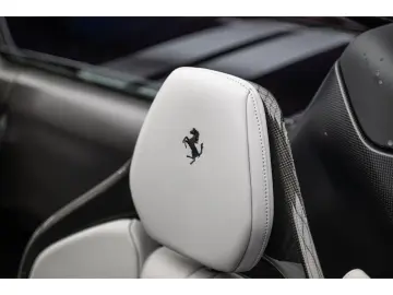 FERRARI 296 gts 3.0 V6 830 GTS