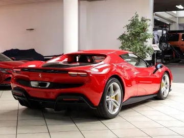 FERRARI 296 GTB - VAT - Carbon - Display - Lift