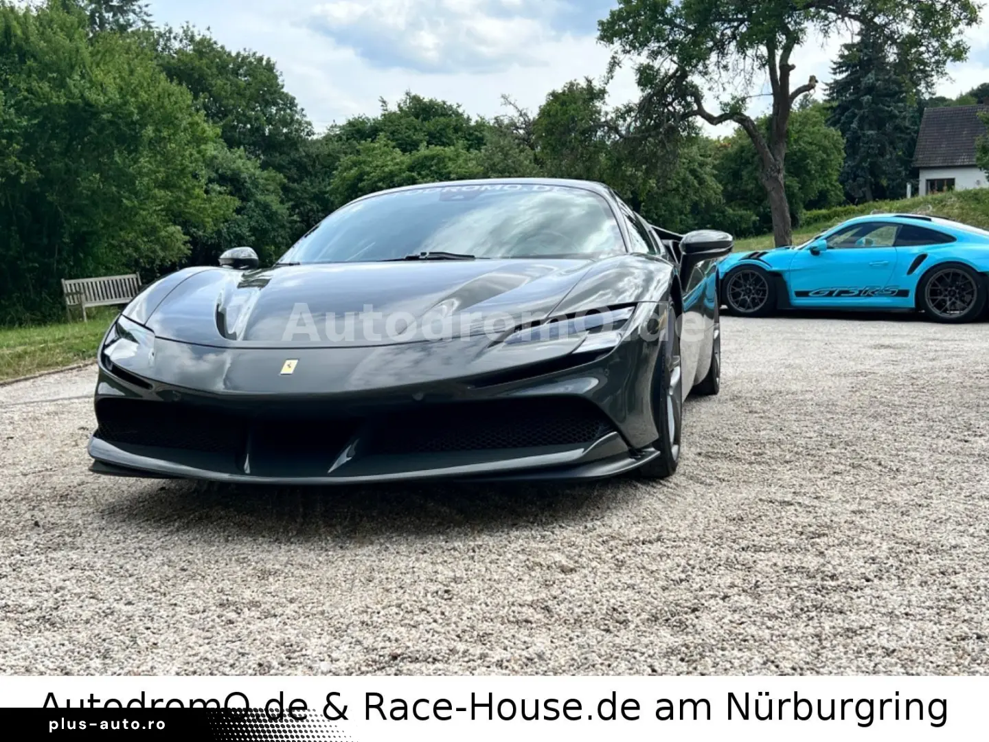 FERRARI SF90 Grigio Scuro Carbonsitze Liftsystem MwSt.