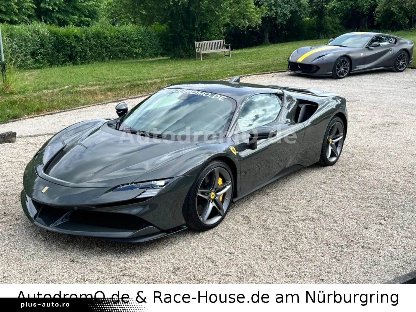 FERRARI SF90 Grigio Scuro Carbonsitze Liftsystem MwSt.