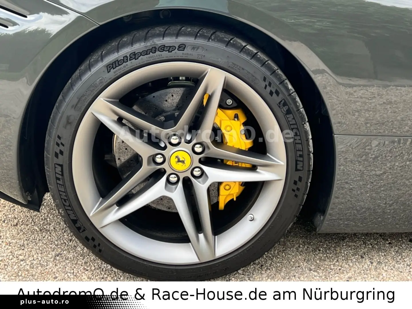 FERRARI SF90 Grigio Scuro Carbonsitze Liftsystem MwSt.