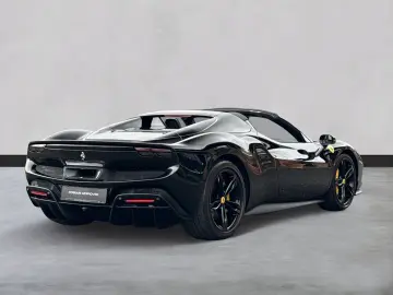 FERRARI 296 GTS  Embleme Navi PDC Klima Leder