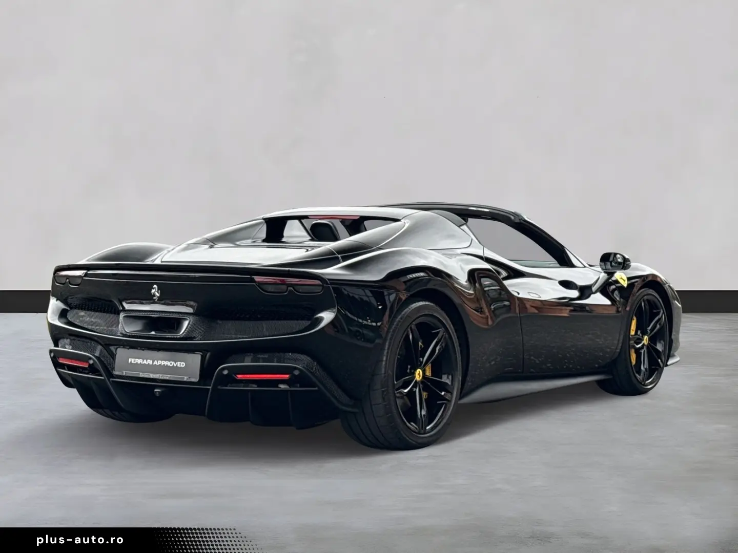 FERRARI 296 GTS  Embleme Navi PDC Klima Leder
