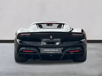 FERRARI 296 GTS  Embleme Navi PDC Klima Leder