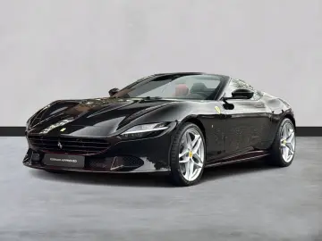 FERRARI Roma Spider  LED-Scheinwerfer 20 Zoll Felge