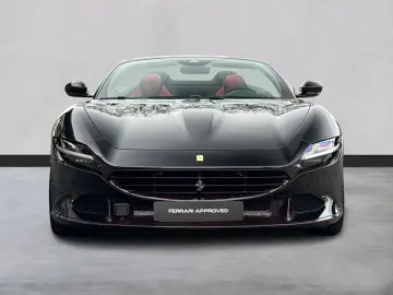 FERRARI Roma Spider  LED-Scheinwerfer 20 Zoll Felge