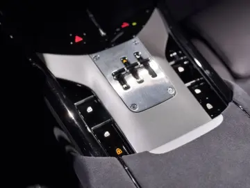 FERRARI Purosangue Carbon 1. Hand unfallfrei MwSt.