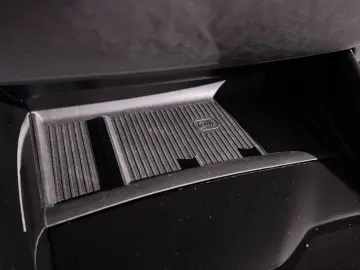 FERRARI Purosangue Carbon 1. Hand unfallfrei MwSt.