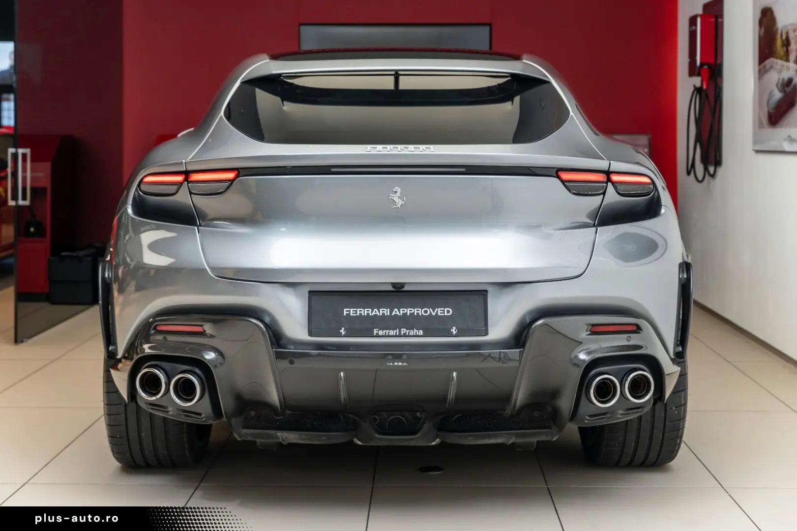 FERRARI Purosangue V12 DCT 4WD