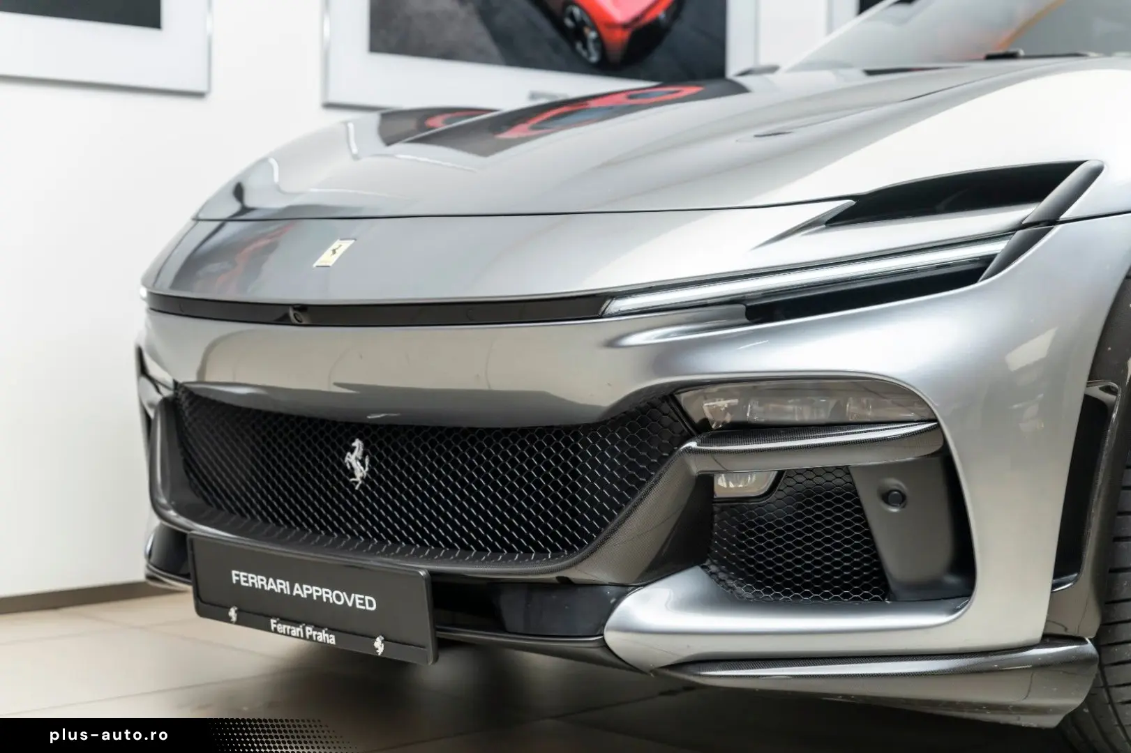 FERRARI Purosangue V12 DCT 4WD