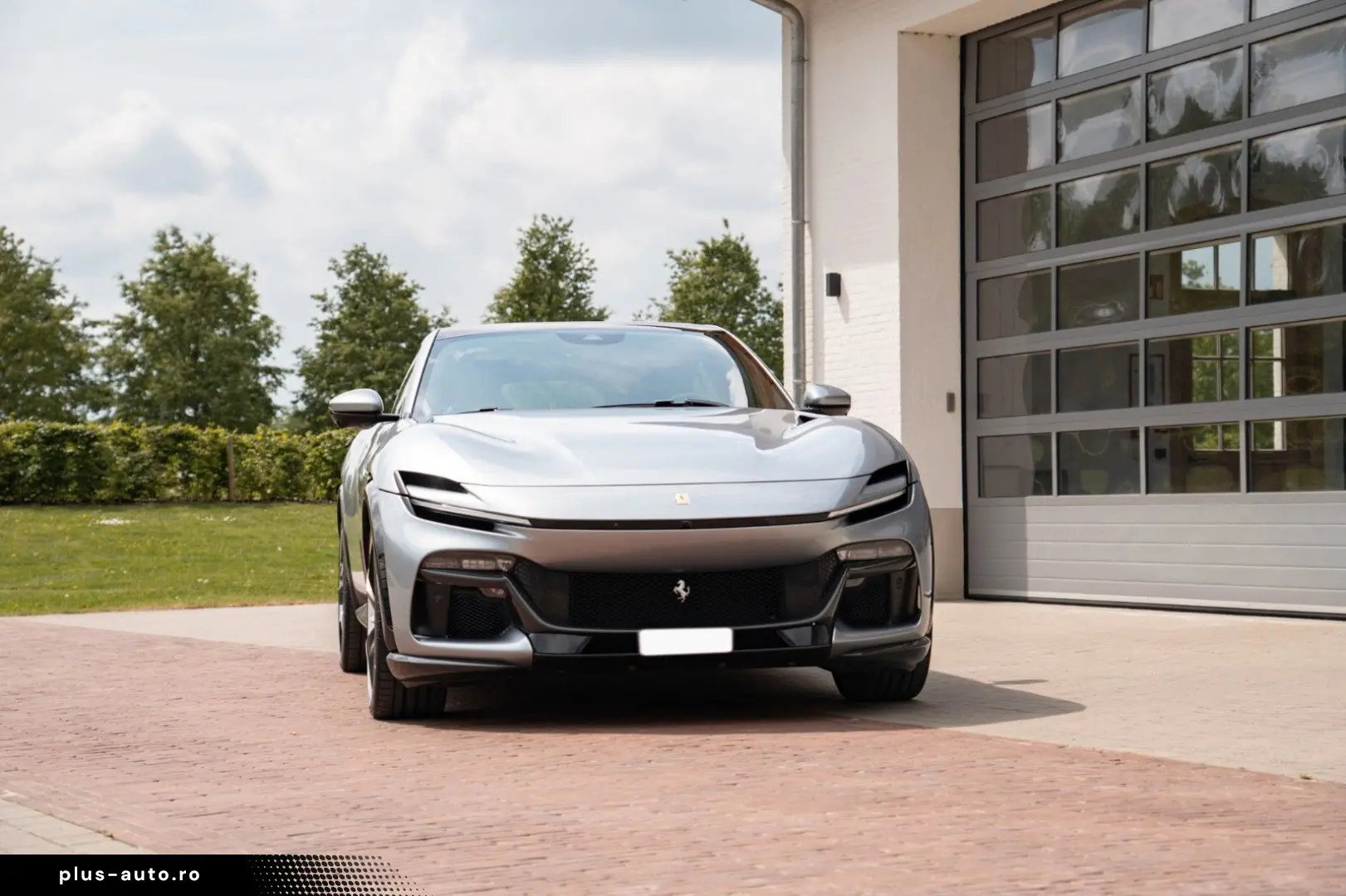 FERRARI Purosangue