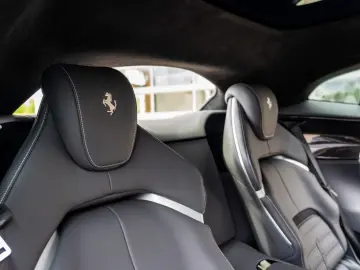 FERRARI Purosangue