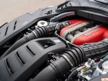 FERRARI Purosangue