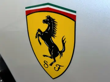 FERRARI Purosangue   Carbon   Panorama   Massage Seats