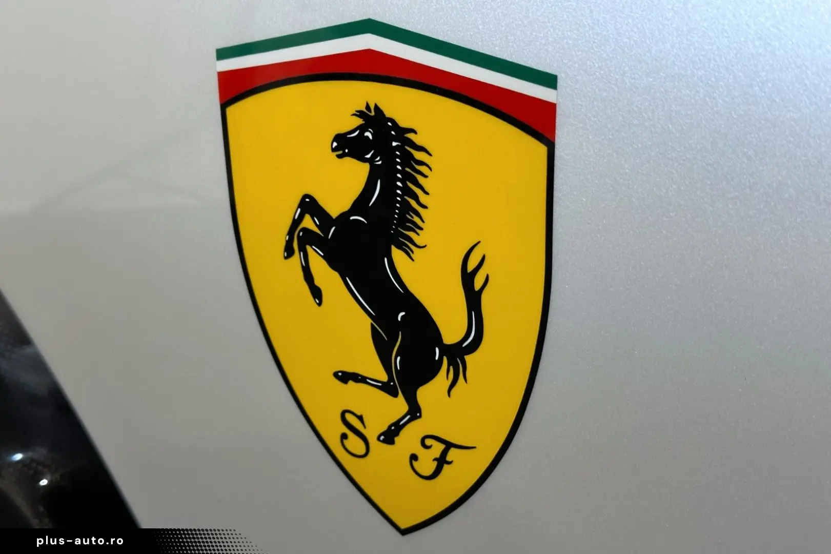 FERRARI Purosangue   Carbon   Panorama   Massage Seats