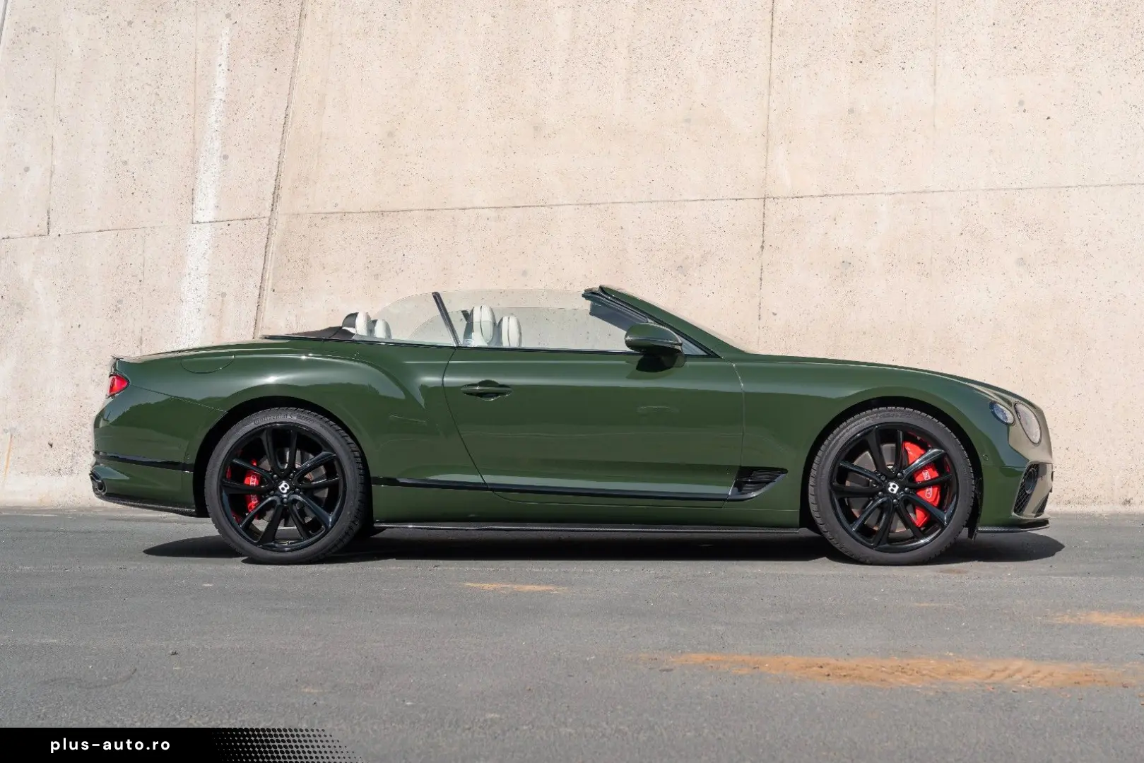 BENTLEY Continental GTC Carbon Package