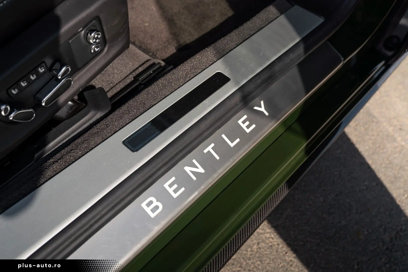 BENTLEY Continental GTC Carbon Package