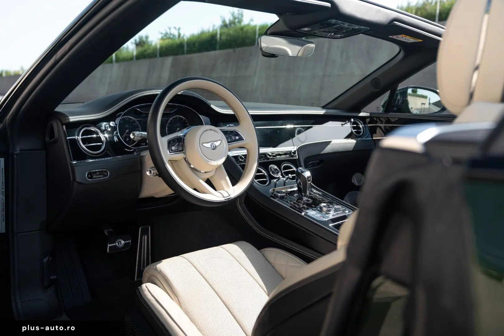 BENTLEY Continental GTC Carbon Package
