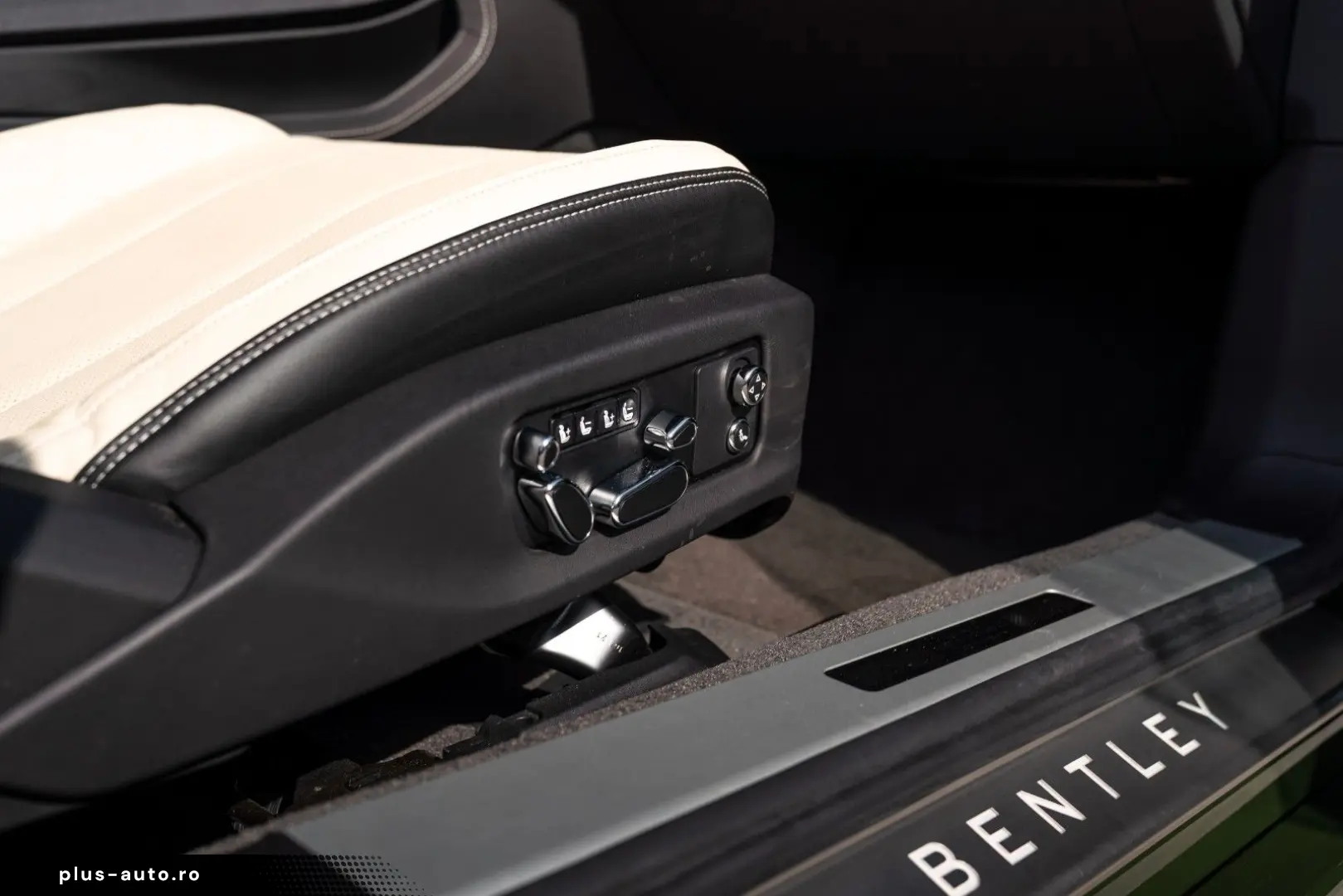 BENTLEY Continental GTC Carbon Package